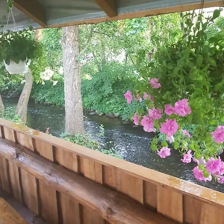 Pod Strzecha Rum i privatbostad *